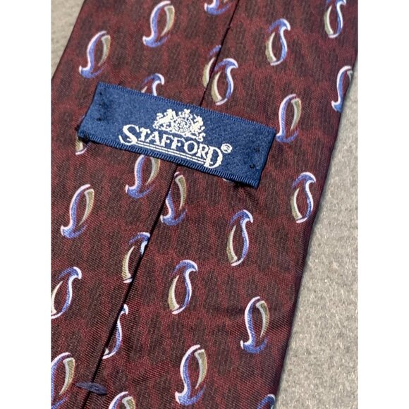 Stafford Mens Tie Burgundy Penguin Print Silk Classic Necktie - Picture 3 of 5